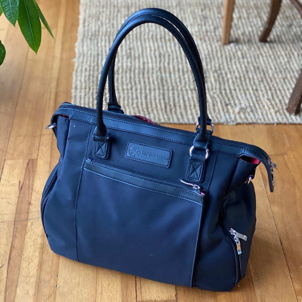 Sarah Wells Claire Pump Bag - Black